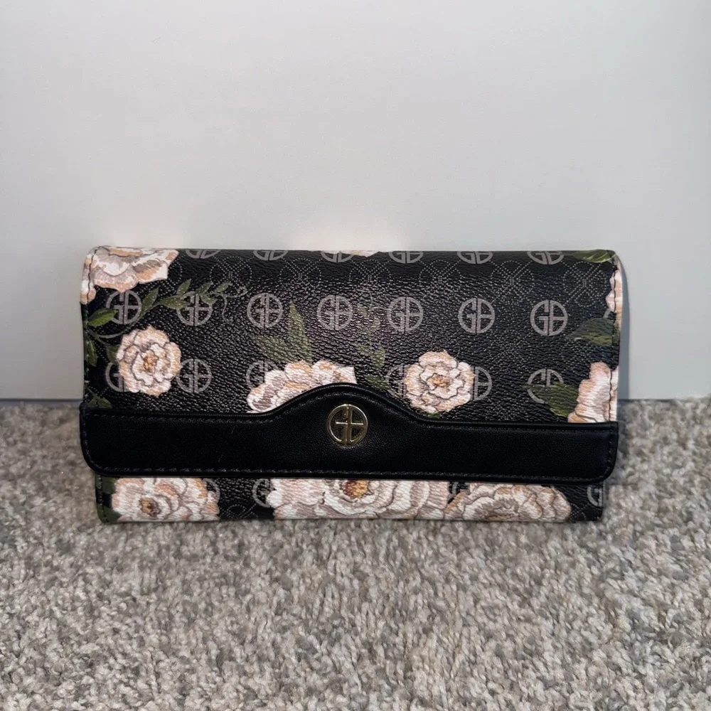 NWOT Giani Bernini Floral Black Folding Wallet with Logo, Card Slots Coin Pocket